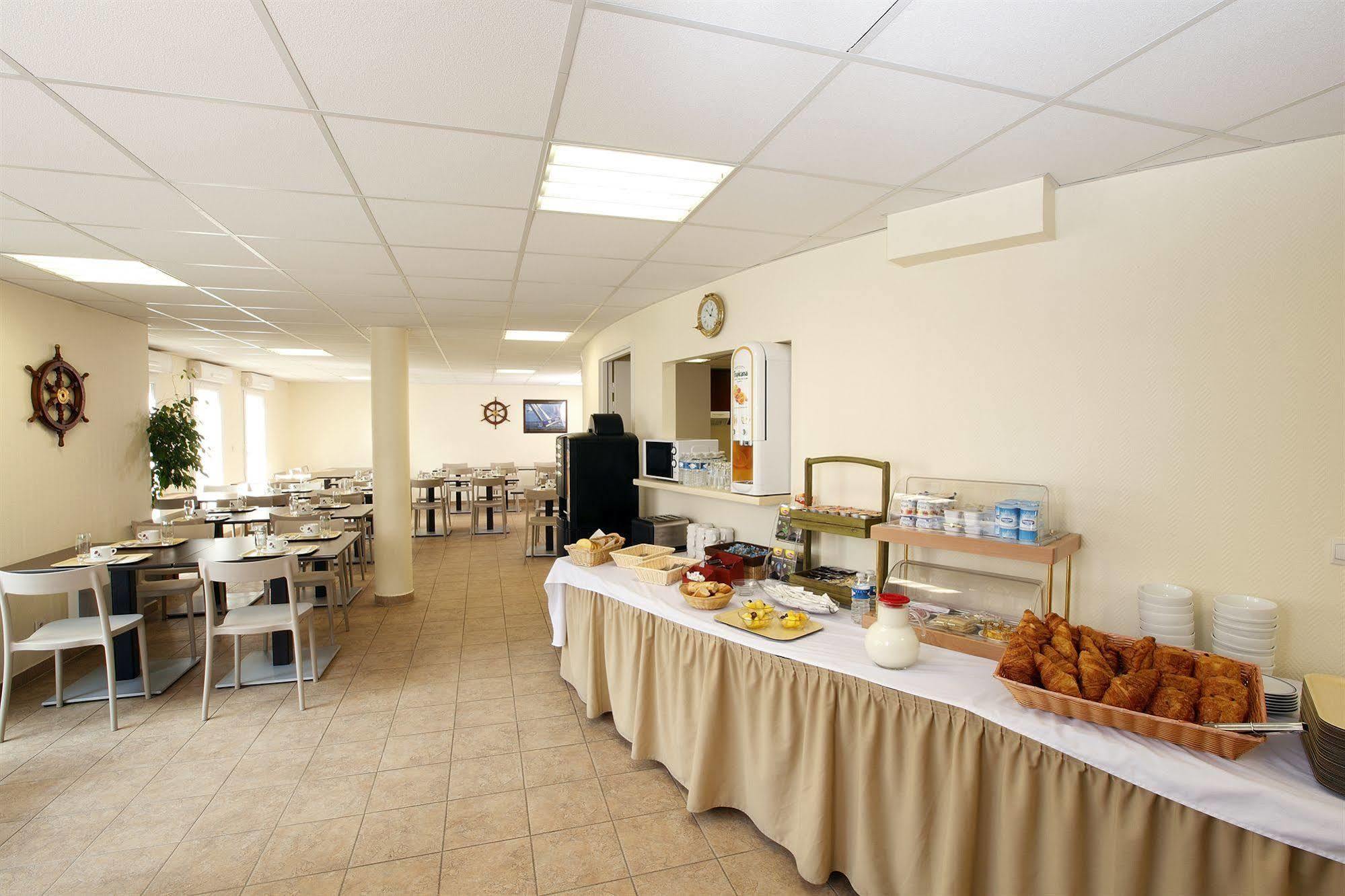 Appart'City Pontoise Cergy-Le-Haut ภายนอก รูปภาพ